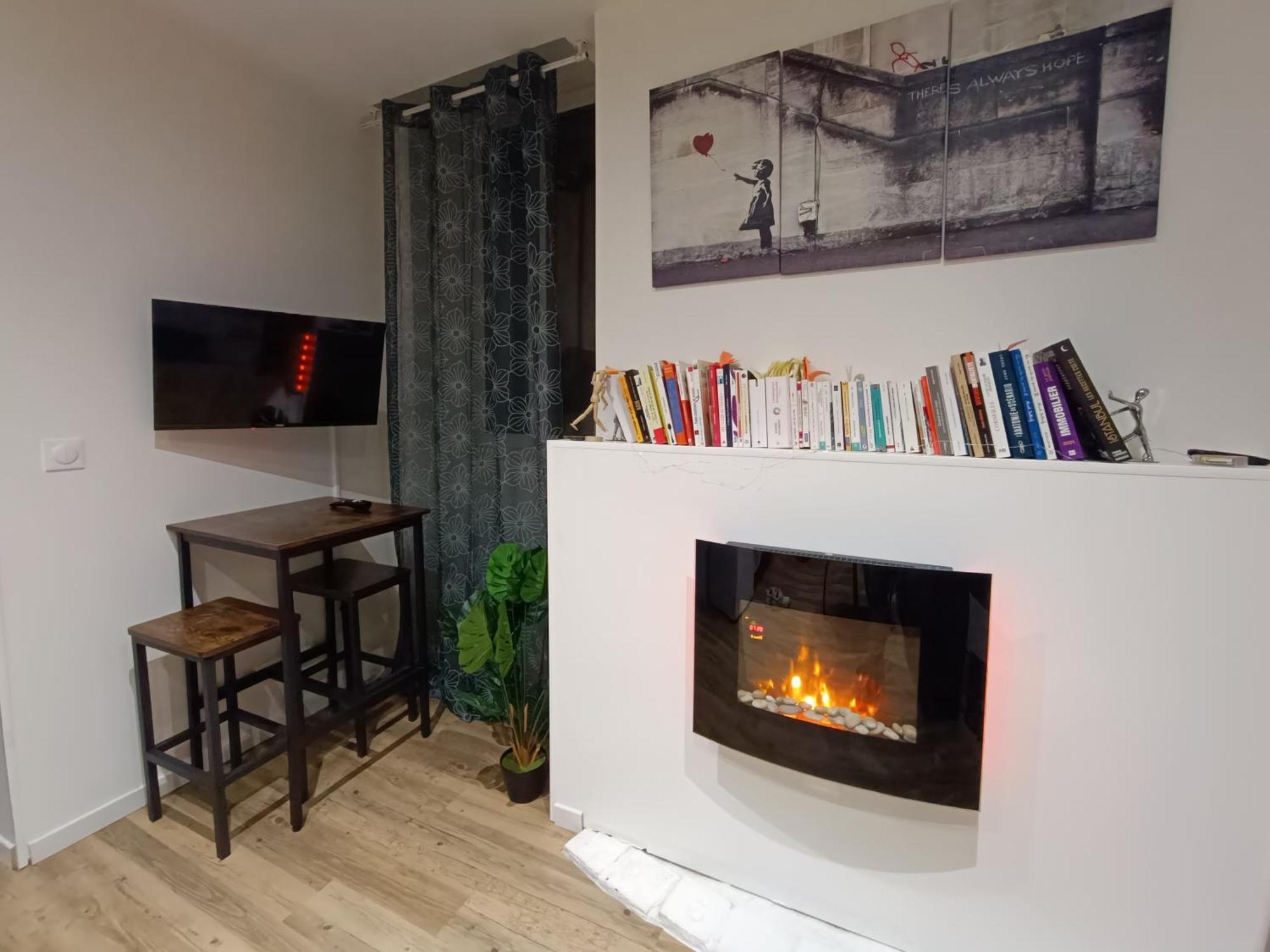 Le Puits Du Bourg Apartment Nevers Bagian luar foto